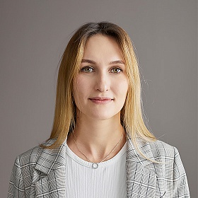 Сурова Анна